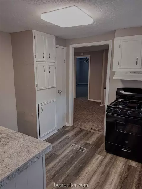 345 3rd St, Somerville, TX 77879 photo 7