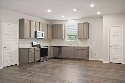 4722 Milagro Loop, Bryan, TX 77807 photo 6