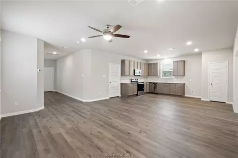 4722 Milagro Loop, Bryan, TX 77807 photo 5