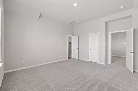 945 Harper Ln, Bryan, TX 77803 photo 8