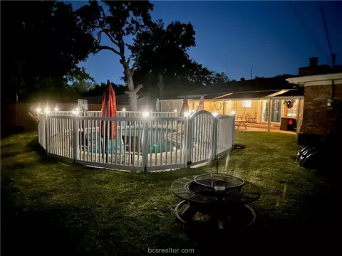 2306 Devonshire St, Bryan, TX 77802 photo 26