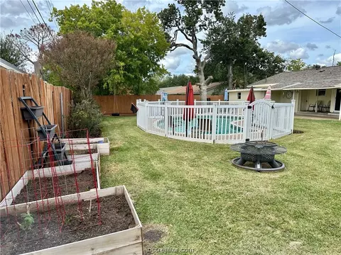 2306 Devonshire St, Bryan, TX 77802 photo 21