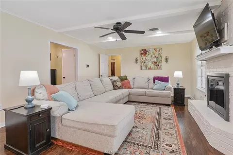 2306 Devonshire St, Bryan, TX 77802 photo 7