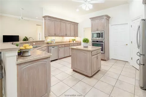 9 Raven Dr, Bryan, TX 77808 photo 7