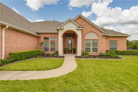 9 Raven Dr, Bryan, TX 77808 photo 3