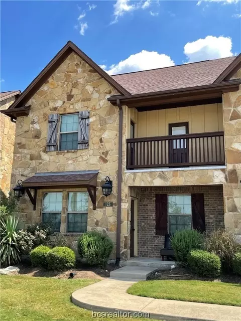 123 Deacon Dr W, College Station, TX 77845