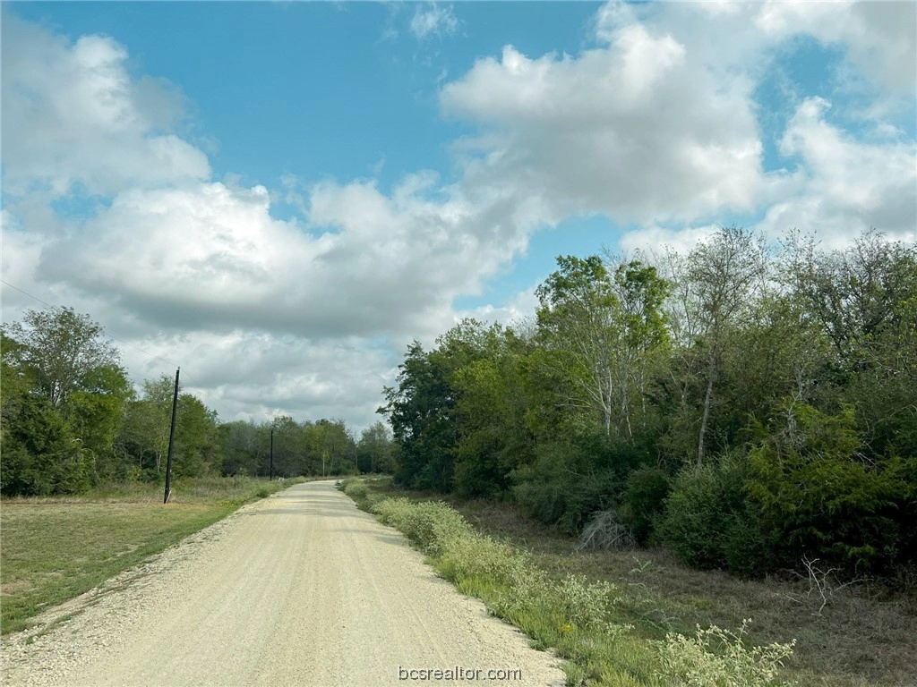 0000 Pond Rd  