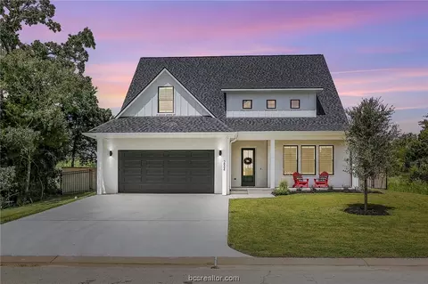 2964 Boxelder Dr, Bryan, TX 77807