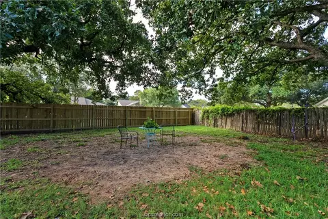 3901 Sioux Cir, Bryan, TX 77802 photo 22