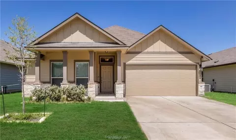 1964 Thorndyke Ln, Bryan, TX 77807