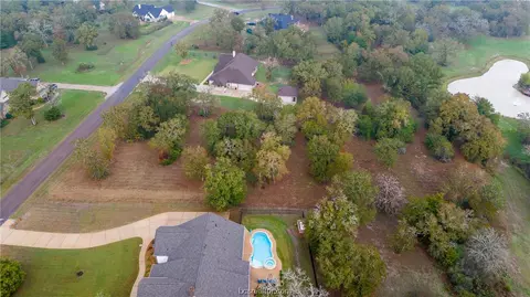 10188 Hampton Ct, Iola, TX 77861 photo 7