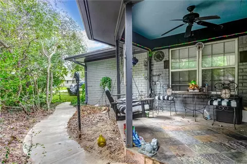 816 Tanglewood Dr, Bryan, TX 77802 photo 19