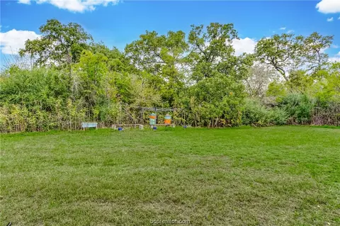 816 Tanglewood Dr, Bryan, TX 77802 photo 30