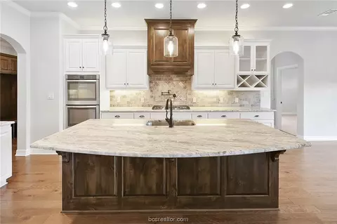 3309 Covington Ct, Bryan, TX 77808 photo 10