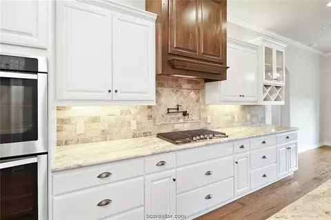 3309 Covington Ct, Bryan, TX 77808 photo 12