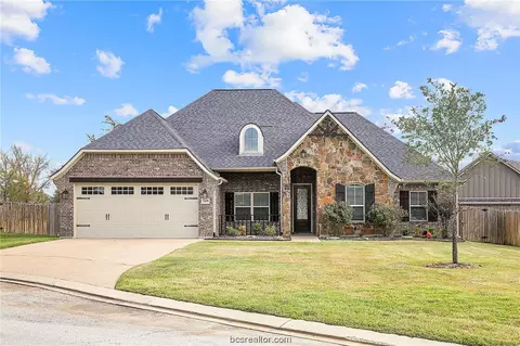 3309 Covington Ct, Bryan, TX 77808 photo 2