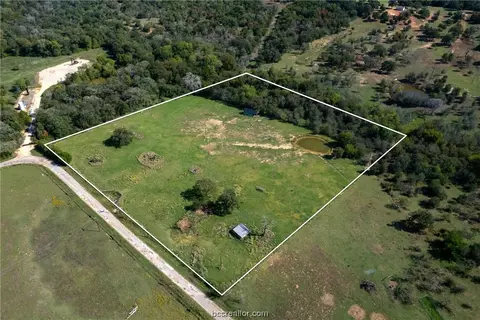 2103 County Road 426, Dime Box, TX 77853