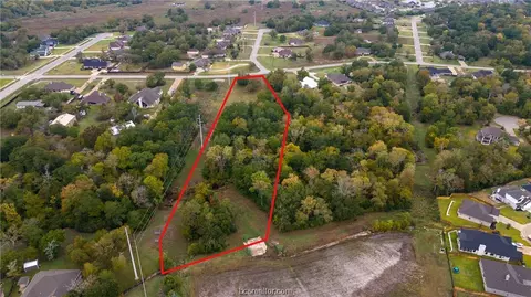 3908 Austins Estates Dr, Bryan, TX 77808