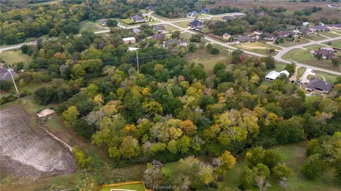 3908 Austins Estates Dr, Bryan, TX 77808 photo 8