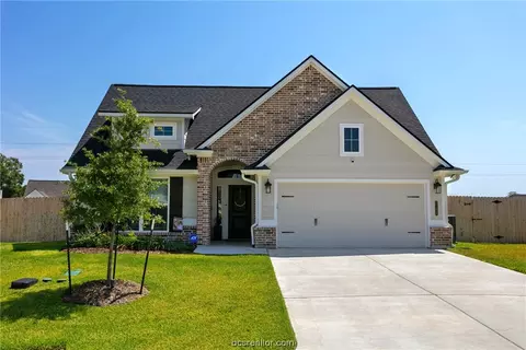 3196 Brady Ct, Bryan, TX 77808