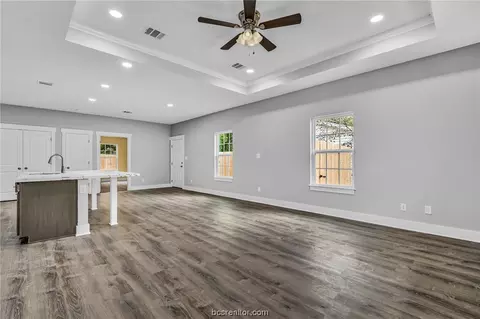 1401 George St, Bryan, TX 77808 photo 2