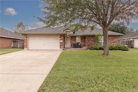 1112 Markham Ln, College Station, TX 77845