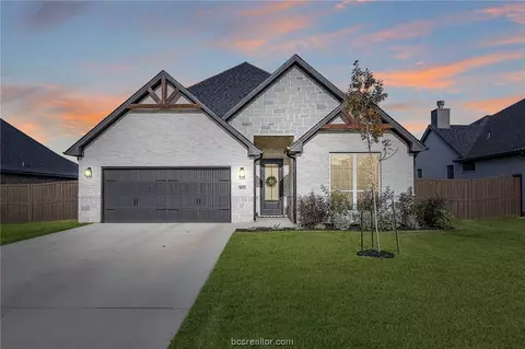 5017 Grayson, Bryan, TX 77802