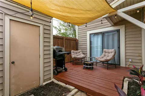 2101 Barak Lane 13, Bryan, TX 77802
