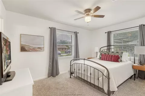 2602 Morris Ln, Bryan, TX 77802 photo 5