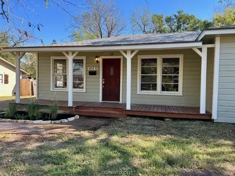 101 S Gordon St, Bryan, TX 77802