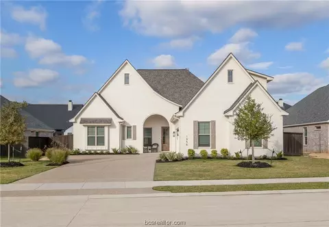 1956 Arcadia Bluffs Dr, College Station, TX 77845