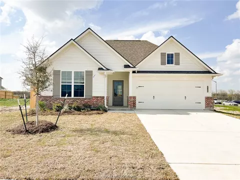 3149 Margaret Rudder Pkwy, Bryan, TX 77808
