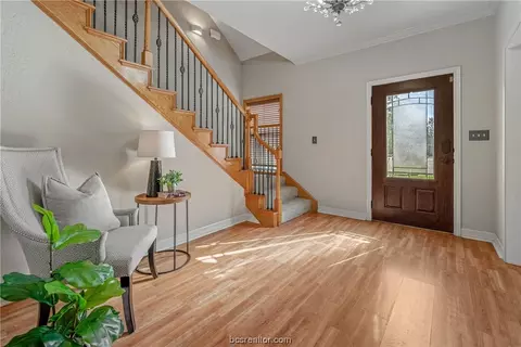 6105 Canterbury Dr, Bryan, TX 77802 photo 15