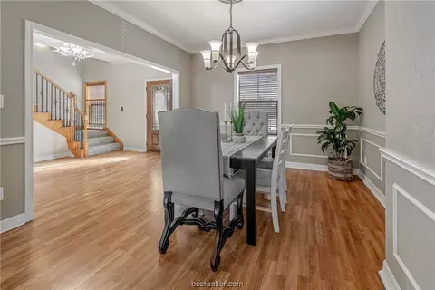 6105 Canterbury Dr, Bryan, TX 77802 photo 10