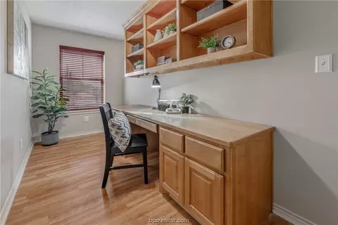 6105 Canterbury Dr, Bryan, TX 77802 photo 20