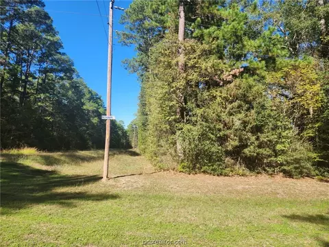 lot7 Mohawk Ct, Navasota, TX 77868