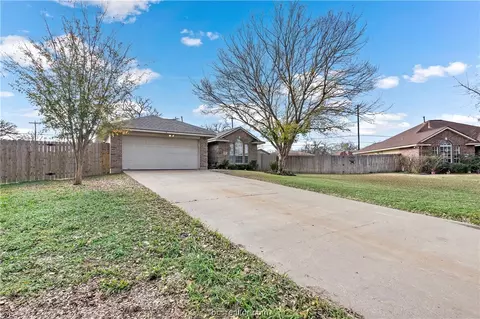 Exterior - 4500 Augusta Dr, Bryan, TX 77803 photo 2 of 5