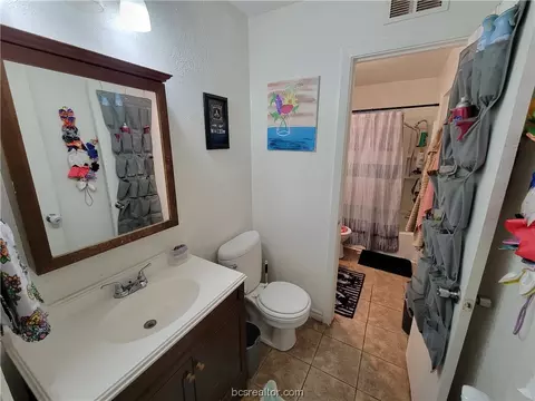 417 Leslie Dr, Bryan, TX 77802 photo 12