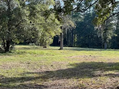 804 Clark Rd W, Plantersville, TX 77363