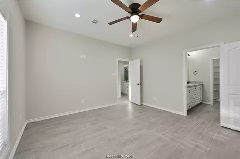 237 Peach, Bryan, TX 77803 photo 6
