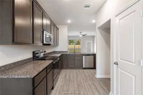 1920 Chief St, Bryan, TX 77807 photo 9