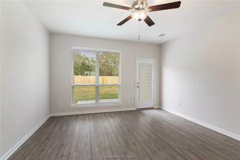 1920 Chief St, Bryan, TX 77807 photo 17