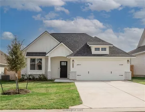 3176 Brady Ct, Bryan, TX 77808 photo 1