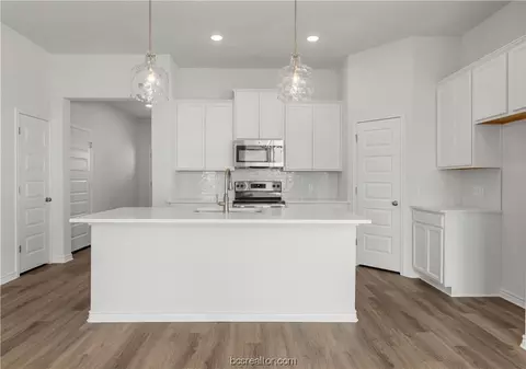 3176 Brady Ct, Bryan, TX 77808 photo 5
