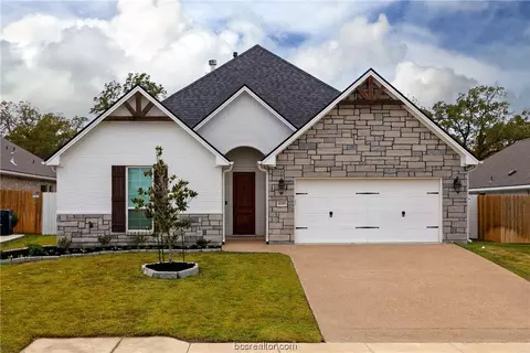 4018 Heru Ct, College Station, TX 77845