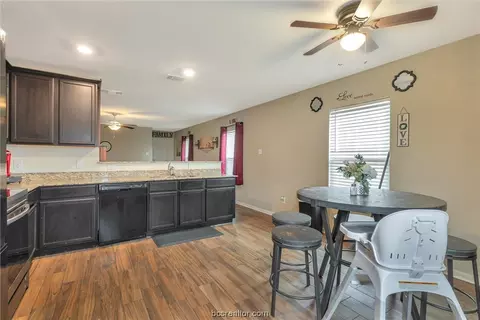 1581 Amy Dr, Kyle, TX 78640 photo 12