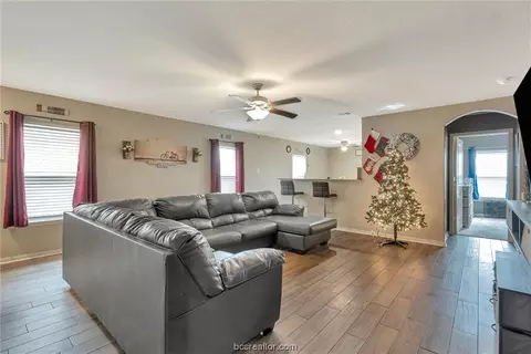 1581 Amy Dr, Kyle, TX 78640 photo 38
