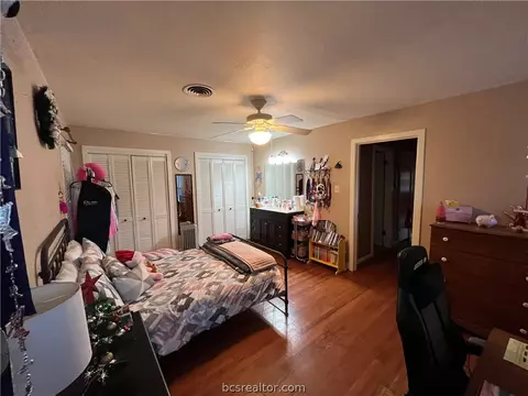 1501 Burt St, Bryan, TX 77802 photo 9