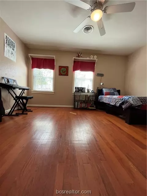 1501 Burt St, Bryan, TX 77802 photo 12