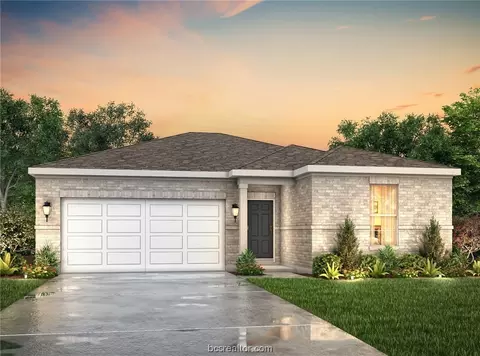 1906 Champions Dr, Navasota, TX 77868